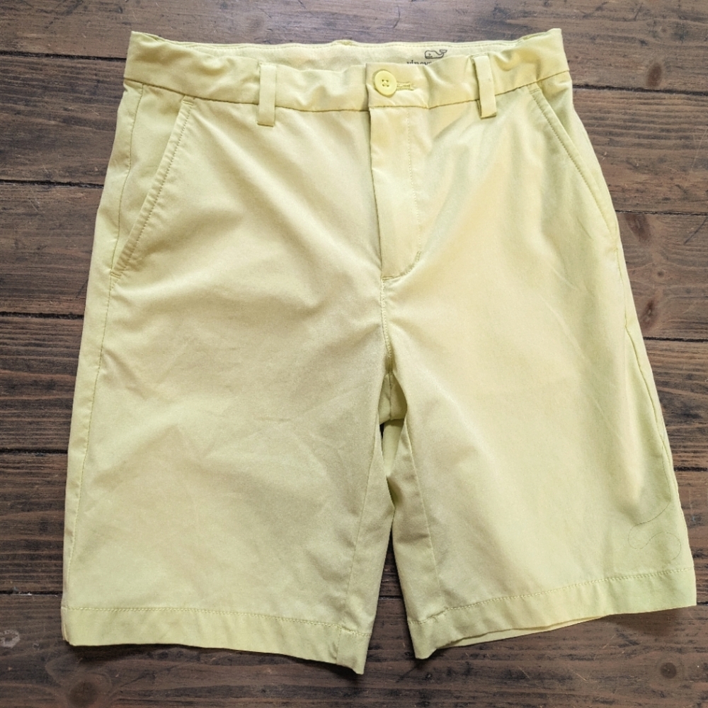 Vineyard Vines performance shorts size 12 boys